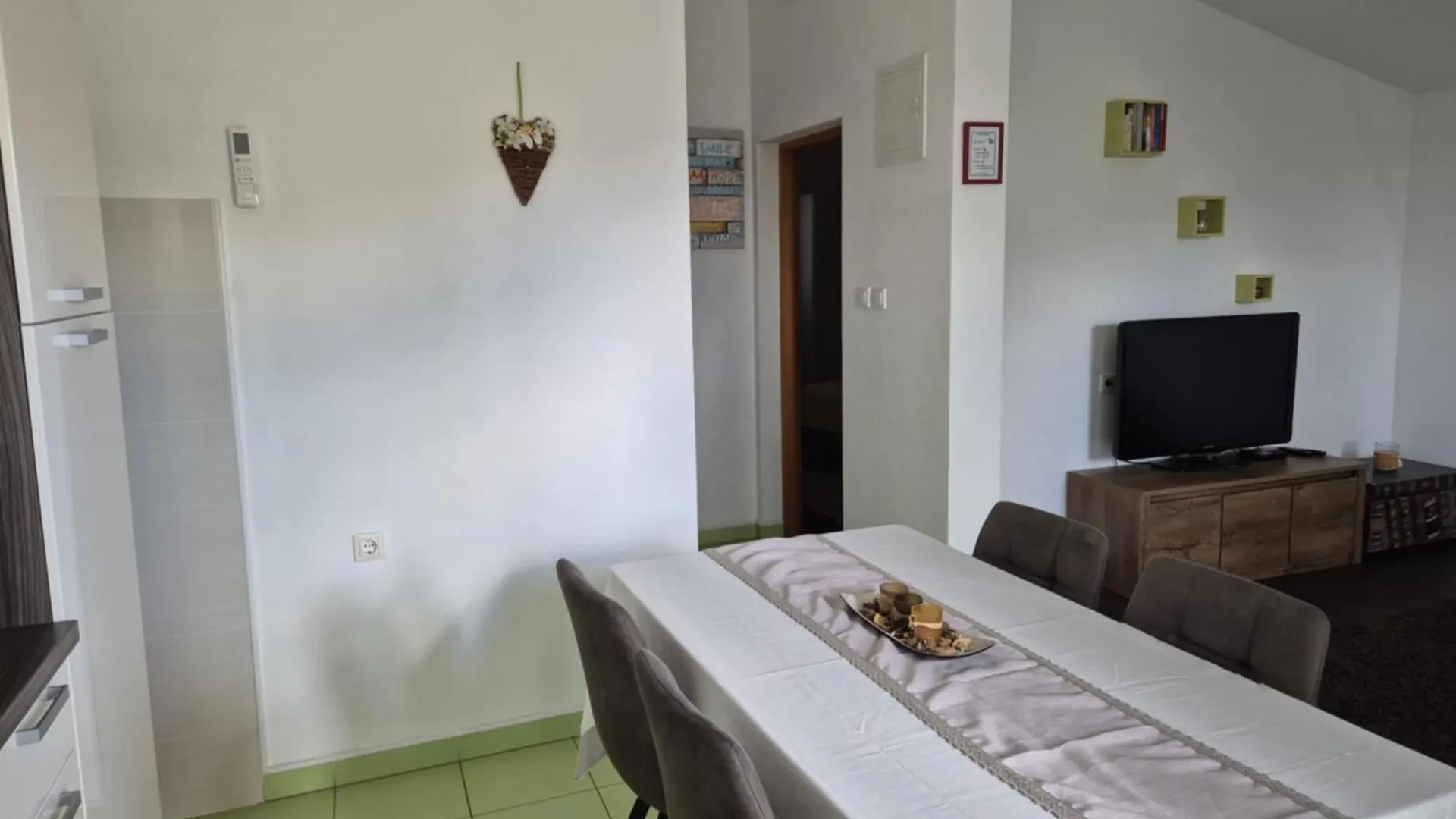 Apartments Marino Povljana 0*,  Chorvatsko